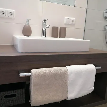 Daisy ザーファウス