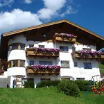 Daisy Apartmán